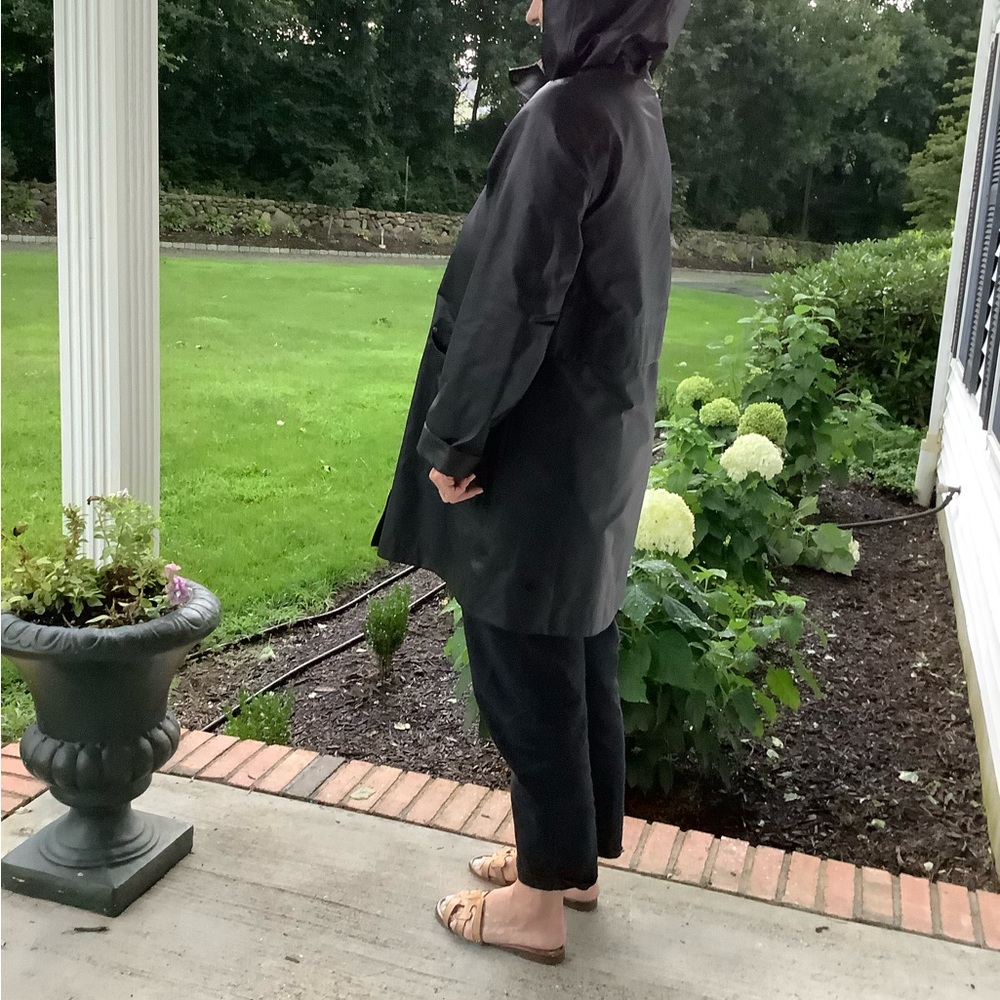 Lululemon rain jacket